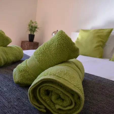 Yard House Holiday home Peniche